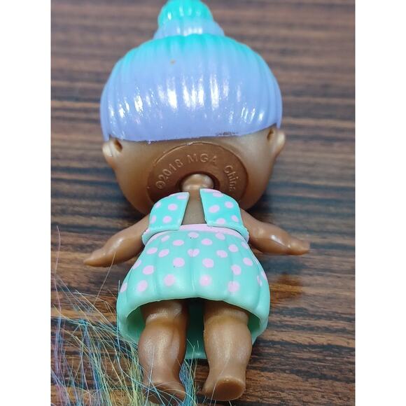 Toy L O L Mini Figurines Girls Boys Baby Random Lot Of 14 - Picture 8 of 10